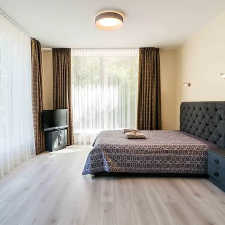 Apartamentai Voveraite *