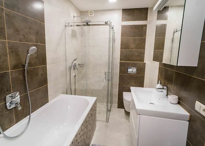 Apartamentai Voveraite * פלאנגה