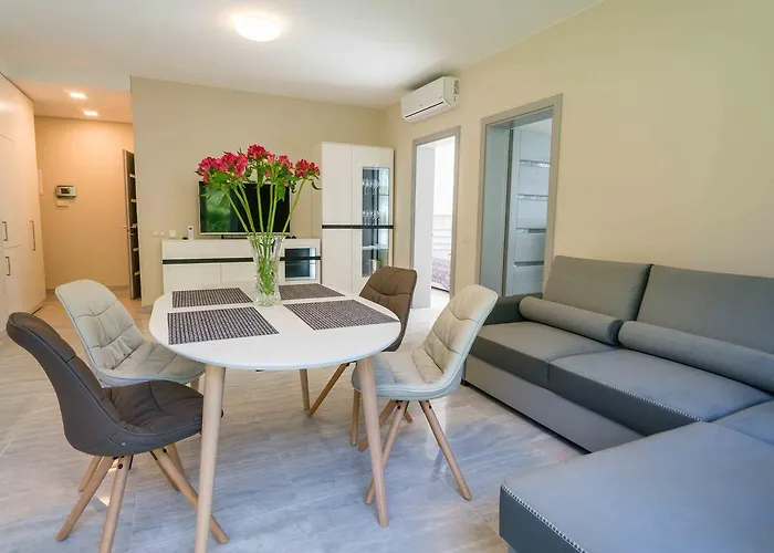 Apartamentai Voveraite * פלאנגה