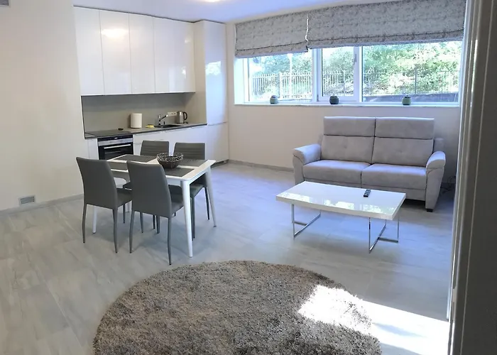 Apartamentai Voveraite * 팔랑가